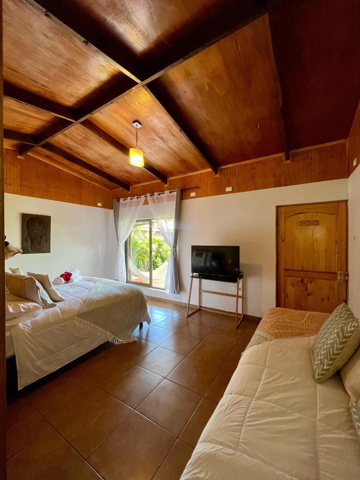 Paraiso Sunset Bungalows Hanga Roa Exterior photo